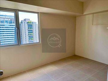 3 bedroom Madison Park West BGC