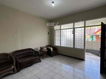 Rumah 2 lantai tengah kota di Sulfat Malang