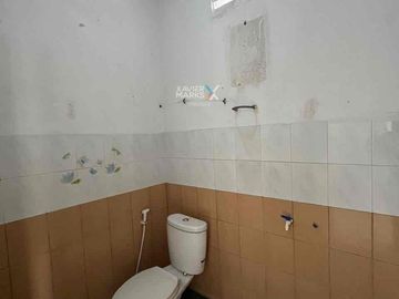 Rumah 2 lantai tengah kota di Sulfat Malang