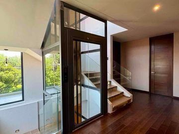 TAHANAN VILLAGE PARANAQUE BRAND NEW HOUSE AND LOT FOR SALE