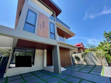 TAHANAN VILLAGE PARANAQUE BRAND NEW HOUSE AND LOT FOR SALE
