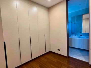 TAHANAN VILLAGE PARANAQUE BRAND NEW HOUSE AND LOT FOR SALE