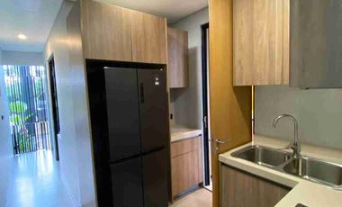 GARDEN RESIDENCE @Emeralda Golf  harga mulai dari 4.7 M