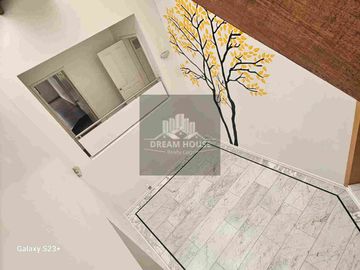 Venta de Casa amplia y luminosa de 4 dormitorios, Sector Quito Tenis, Quito, Ecuador