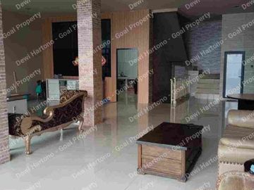 Dijual/Disewakan 3 Ruko Gandeng di Latumenten Jakarta Barat