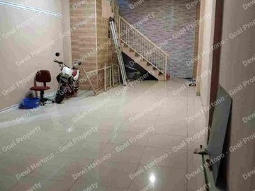 Dijual/Disewakan 3 Ruko Gandeng di Latumenten Jakarta Barat