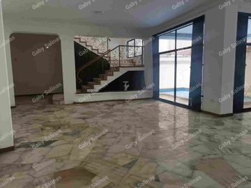 SE ALQUILA CASA EN KENNEDY NORTE
