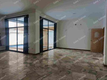 SE ALQUILA CASA EN KENNEDY NORTE