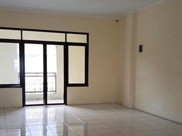 Dijual Cepat Ruko 3 1/2 lantai ada Rooftoop di Tole Iskandar simpangan Depok