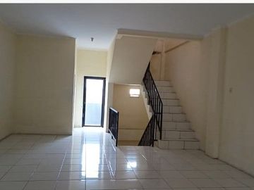 Dijual Cepat Ruko 3 1/2 lantai ada Rooftoop di Tole Iskandar simpangan Depok