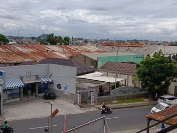 Dijual Cepat Ruko 3 1/2 lantai ada Rooftoop di Tole Iskandar simpangan Depok
