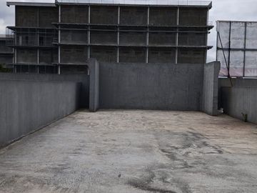 Dijual Cepat Ruko 3 1/2 lantai ada Rooftoop di Tole Iskandar simpangan Depok