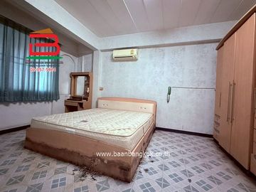 อาคารพาณิชย์ ถนนเฉลิมพงษ์ (ใกล้ตลาดวงศกร) เนื้อที่ 50 ตรว. แขวงสายไหม เขตสายไหม