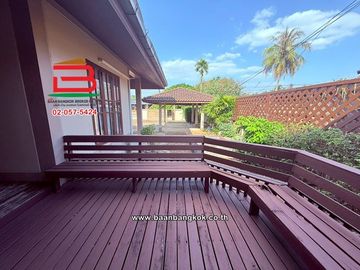 บ้านเดี่ยว (ใกล้หาดแม่พิมพ์) เนื้อที่ 213 ตรว. ตำบลชากโดน อำเภอแกลง จังหวัดระยอง
