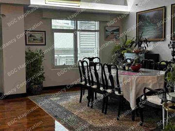 THREE BEDROOM CONDO UNIT FOR SALE AT ONE SERENDRA, BAMBOO,243sqm,Bi-Level renovated unit,facing garden, with 2 parking Gross Price ₱125M