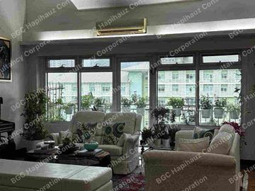 THREE BEDROOM CONDO UNIT FOR SALE AT ONE SERENDRA, BAMBOO,243sqm,Bi-Level renovated unit,facing garden, with 2 parking Gross Price ₱125M