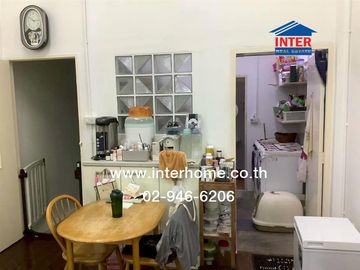 Three-story commercial building, 13 square wah (approximately 212 square meters), located at the entrance of Soi Charoen Rat 17, near Icon Siam, Charo