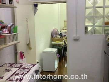 Three-story commercial building, 13 square wah (approximately 212 square meters), located at the entrance of Soi Charoen Rat 17, near Icon Siam, Charo