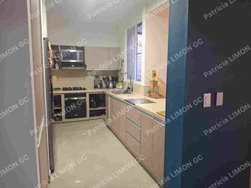 se vende casa en el castillo- vía cali Jamundí