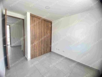 se arrienda casa en ciudad country