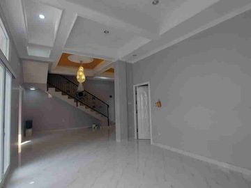Rumah Bagus 2 Lantai Ada Kolam Renang Siap Huni Di Cinere Sawangan