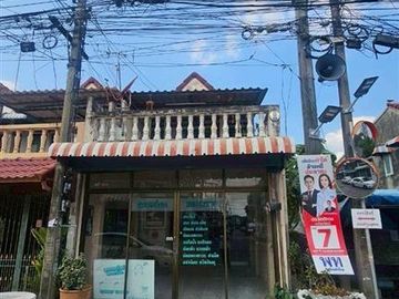 Two-story townhouse, 16.7 sq.wa., Rabaiang Thong Village, Soi Phahonyothin 52, Phahonyothin Road, Thep Rak Road, Sai Mai District, Bangkok.