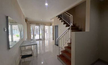Rumah Golden Palm Dijual Harga Murah Siap Huni Sudah Renovasi 2,5 Lantai Kalideres Jakarta Barat