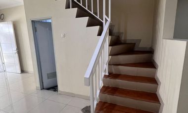 Rumah Golden Palm Dijual Harga Murah Siap Huni Sudah Renovasi 2,5 Lantai Kalideres Jakarta Barat