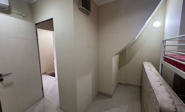 Rumah Golden Palm Dijual Harga Murah Siap Huni Sudah Renovasi 2,5 Lantai Kalideres Jakarta Barat