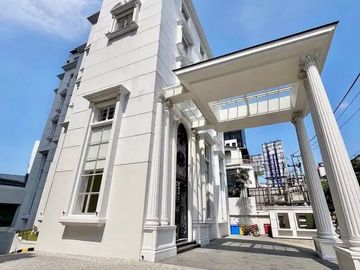 Gedung Murah 7 Lt Mewah Basuki Rahmat Surabaya Pusat Tunjungan
