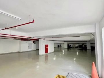Gedung Murah 7 Lt Mewah Basuki Rahmat Surabaya Pusat Tunjungan