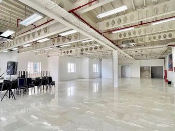 Gedung Murah 7 Lt Mewah Basuki Rahmat Surabaya Pusat Tunjungan