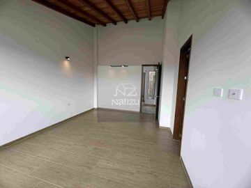 Casa Unifamiliar en urbanización cerrada La Ceja (Ant)