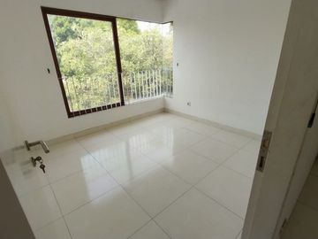 Jual Cepat! Rumah Mewah Cluster Zebrina Jakarta Garden City - Luas & Harga Nego Sampai Deal! Dekat Area Komersial (015)