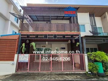 Two-story townhome, 27.2 sq.wah, The Vertical Village, Lam Luk Ka, Khlong 4, Rangsit-Nakhon Nayok Road, Chotiwet Road, Lam Luk Ka, Pathum Thani.