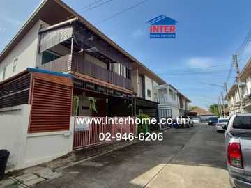 Two-story townhome, 27.2 sq.wah, The Vertical Village, Lam Luk Ka, Khlong 4, Rangsit-Nakhon Nayok Road, Chotiwet Road, Lam Luk Ka, Pathum Thani.