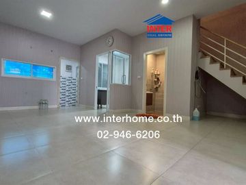 Two-story townhome, 27.2 sq.wah, The Vertical Village, Lam Luk Ka, Khlong 4, Rangsit-Nakhon Nayok Road, Chotiwet Road, Lam Luk Ka, Pathum Thani.
