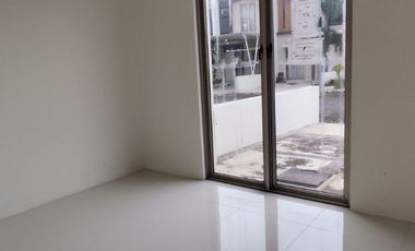 DIJUAL Rumah Greenland Menganti