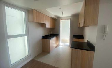 𝐅𝐎𝐑 𝐒𝐀𝐋𝐄 Corner 1-Bedroom Condominium | Solinea, Cebu Business Park, Cebu City 📍 Directly across Ayala Center Cebu