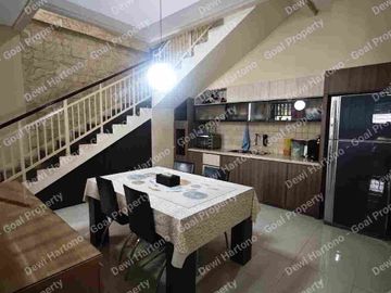 Dijual Rumah Hoek 2 lantai di Sektor 7A Gading Serpong