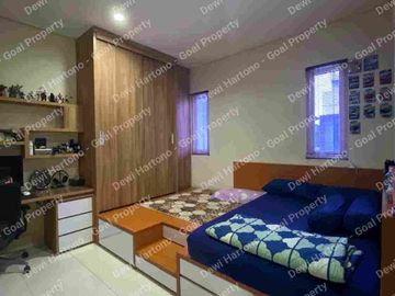 Dijual Rumah Hoek 2 lantai di Sektor 7A Gading Serpong