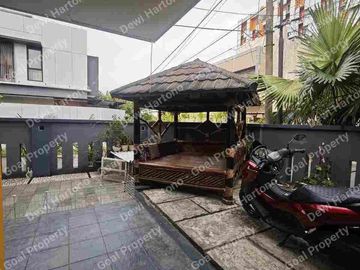 Dijual Rumah Hoek 2 lantai di Sektor 7A Gading Serpong