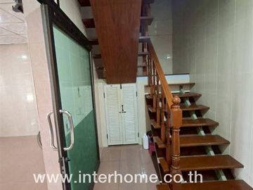 Two-story townhome, 22.7 sq.wa., Yu Charoen 3 Village, Lam Luk Ka - Khlong 4, near Lad Sawai Central Market, Lam Luk Ka Road, Phra Ong Chao Sai Road,