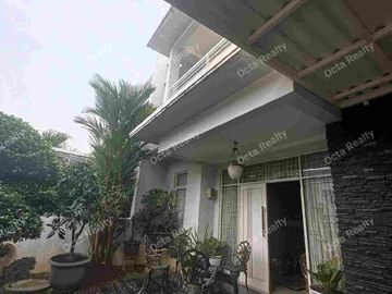 Di Jual Rumah Mewah dan Asri 2 Lantai di Grand Galaxy Bekasi