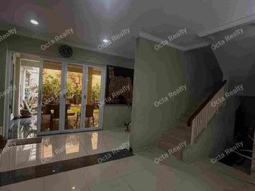 Di Jual Rumah Mewah dan Asri 2 Lantai di Grand Galaxy Bekasi