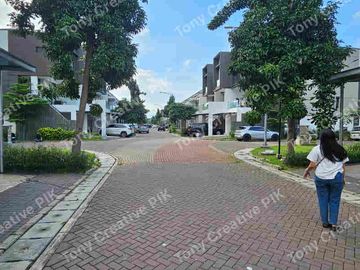 Rumah Golf Island 8x15 – Area Belakang Sudah Renovasi & Siap AJB