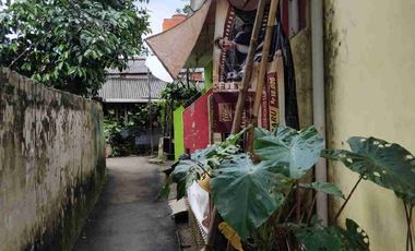 RUMAH KONTRAKAN 12 PINTU DI CIMAHPAR BOGOR