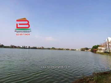 ที่ดินเปล่า เนื้อที่ 112 ตร.ว. หมู่บ้านเดอะลากูล 1-2 ถนนปทุมธานี-สามโคก-เสนา ตำบลท้ายเกาะ อำเภอสามโคก ปทุมธานี