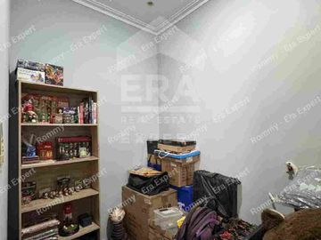Rumah 2 Lantai Modern Siap Huni Lokasi Premium dekat Tol di Jakarta Timur