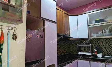 Rumah 2 lantai modern siap huni lokasi dalam cluster Metland Menteng Cakung Jakarta Timur